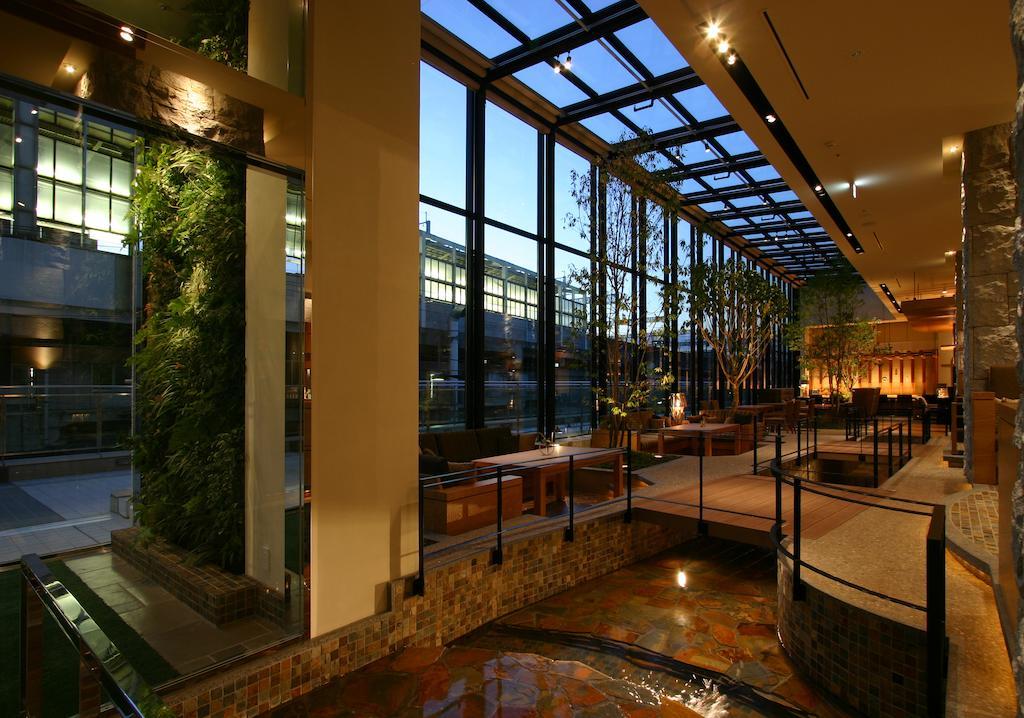 Hotel Coco Grand Takasaki Buitenkant foto