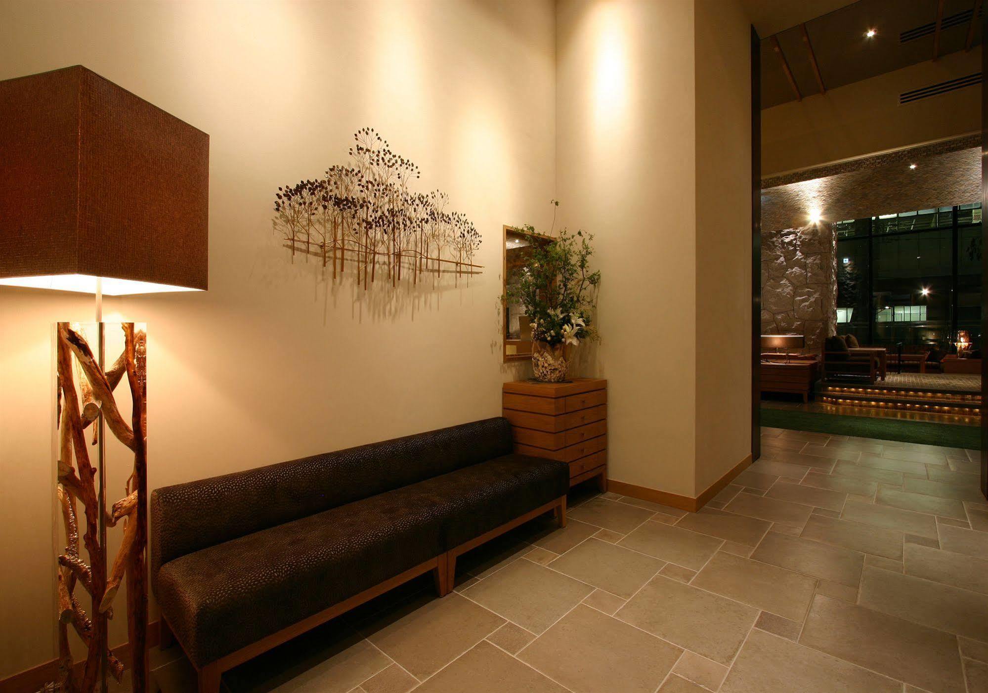Hotel Coco Grand Takasaki Buitenkant foto